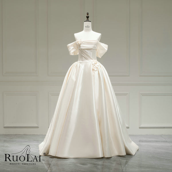 Elegant Ivory Satin 3D Flowers Strapless Ball Gown Wedding Dress