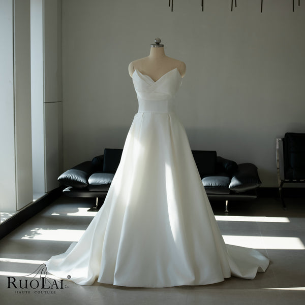 QD06502 Simple Pleated V Neck Satin Sleeveless Wedding Gown Dress with Slit