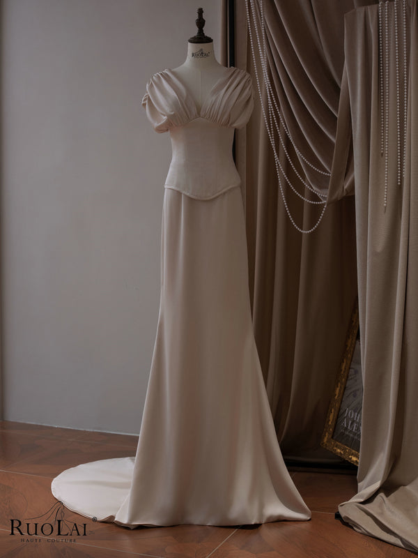 QD06509 Elegant V Neck Satin Mermaid Pleat Design Bridal Gown