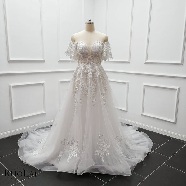 Elegant Sweetheart Neck Short Sleeve Laced Wedding Dresses