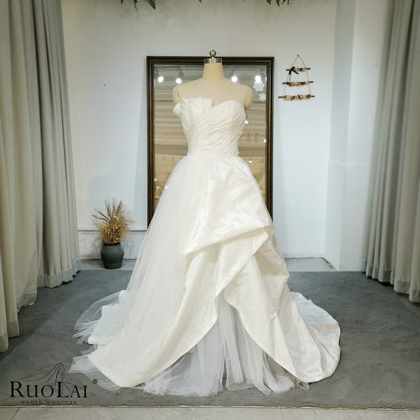 Elegant Off Shoulder Sweetheart Neck Pleat Bride Dress