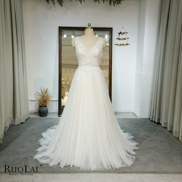 Unique Design  V-Neck Lace Tulle Wedding Dress