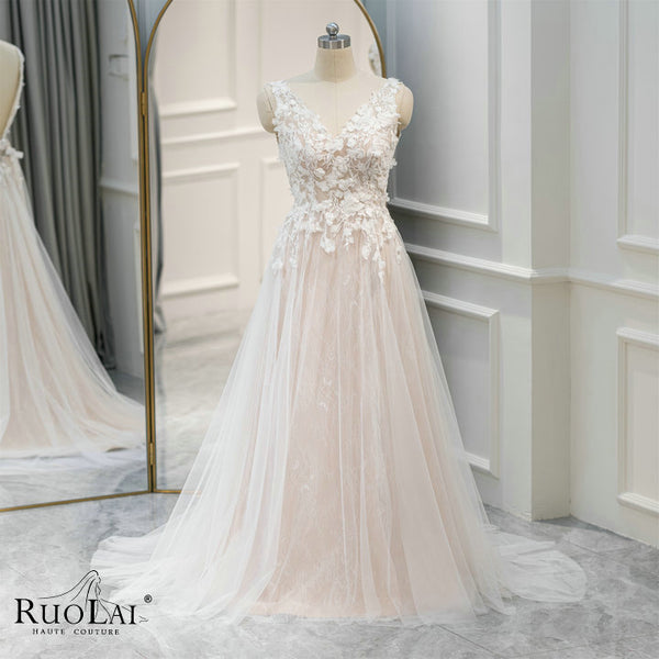 QW01517 Beach Lace 3D Flowers V Back with Buttons Bridal Dress