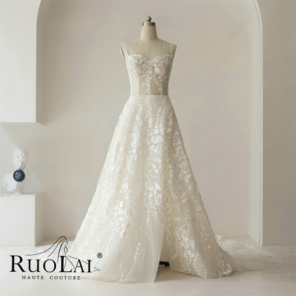Exquisite Lace Appliques Sweetheart Neckline Wedding Gown for Bride